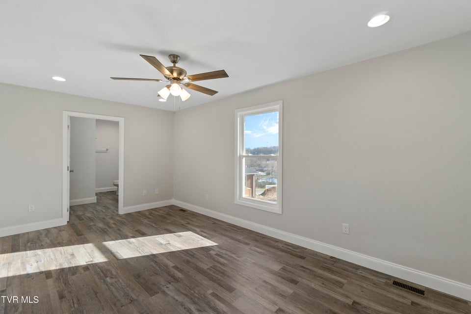 Photo #15: 124 Keeneland Circle