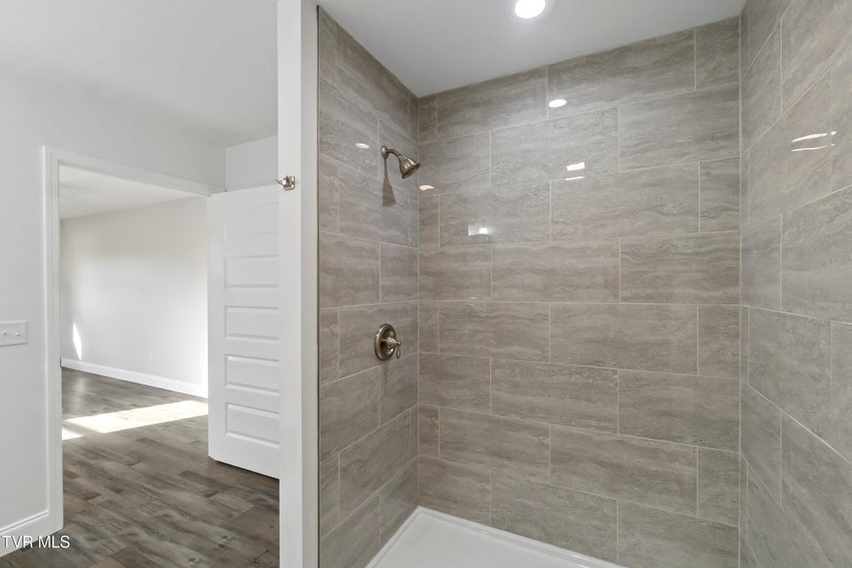 Photo #18: 124 Keeneland Circle