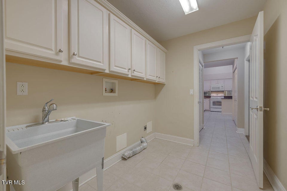 Photo #37: 1682 Hatterdale Farm Road