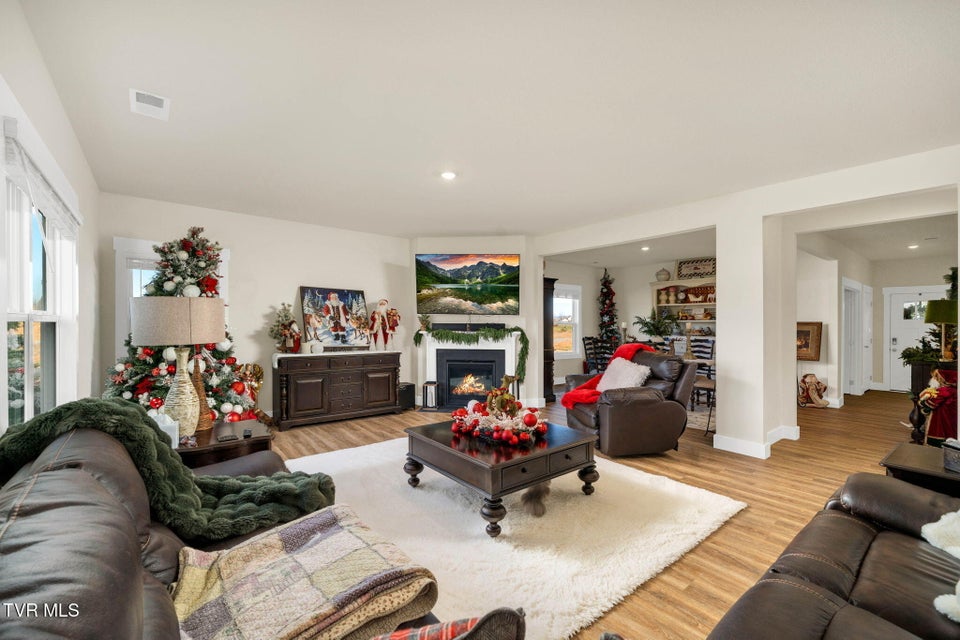 Photo #10: 339 Cookie Loop