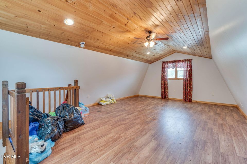 Photo #13: 935 Adams Lane