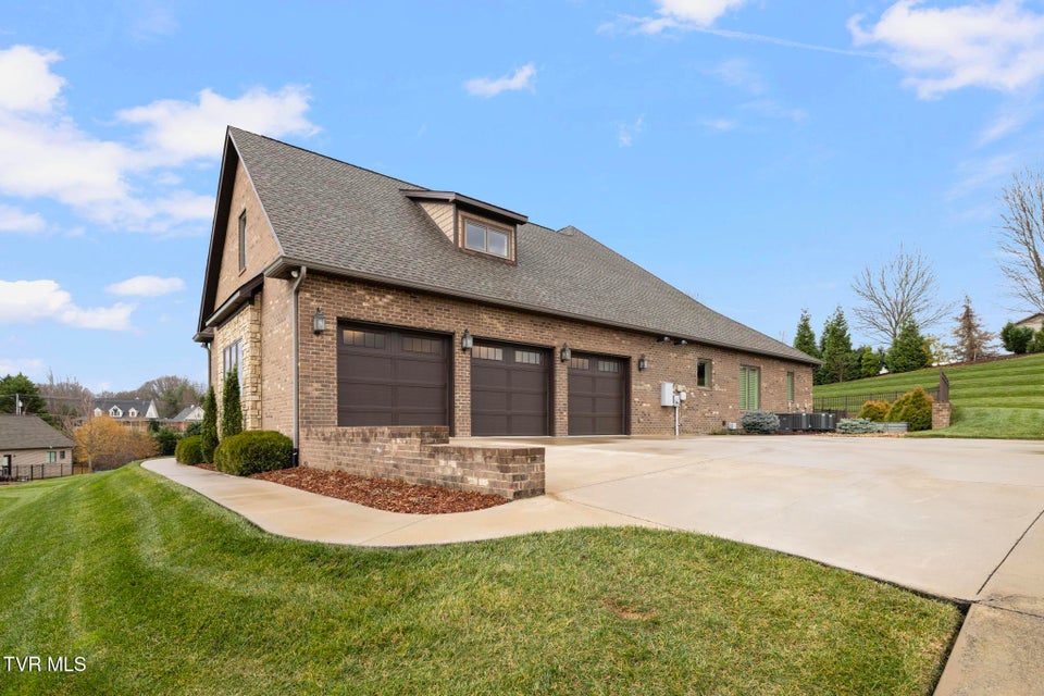 Photo #6: 99 Hayfield Drive