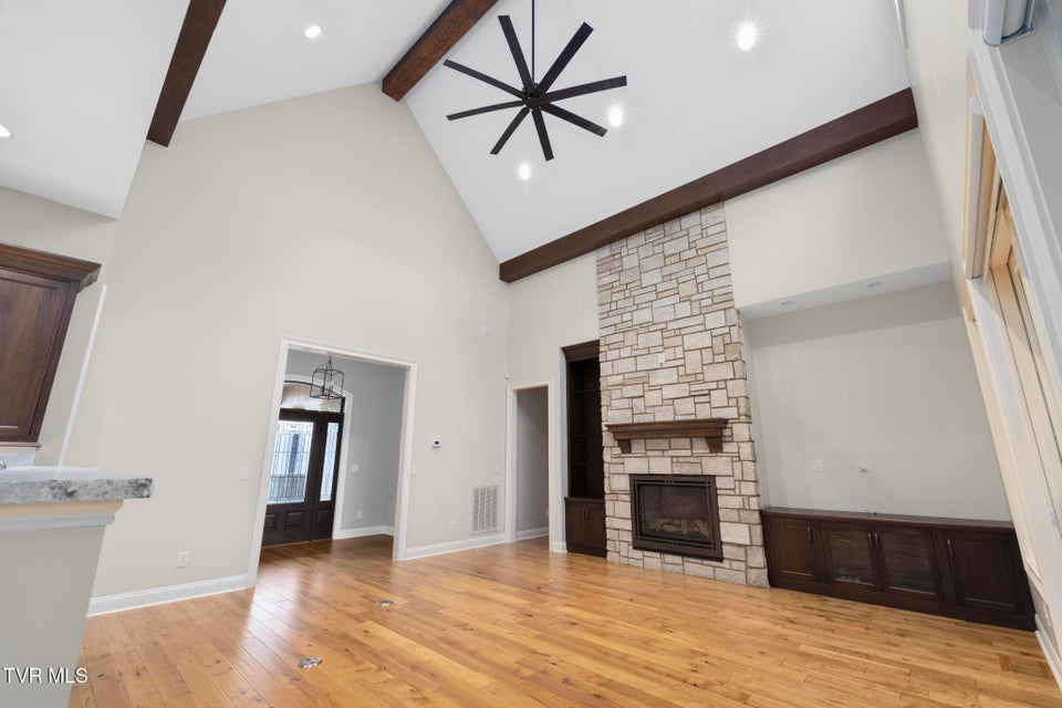 Photo #16: 99 Hayfield Drive