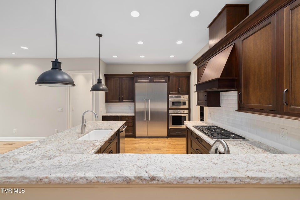 Photo #18: 99 Hayfield Drive