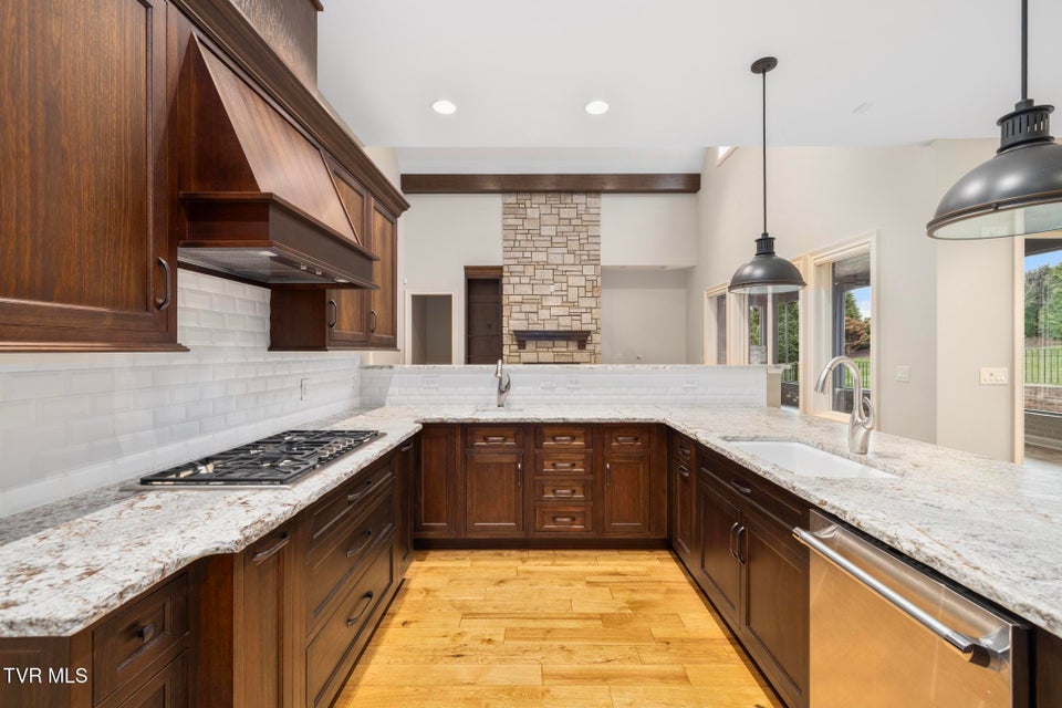 Photo #21: 99 Hayfield Drive