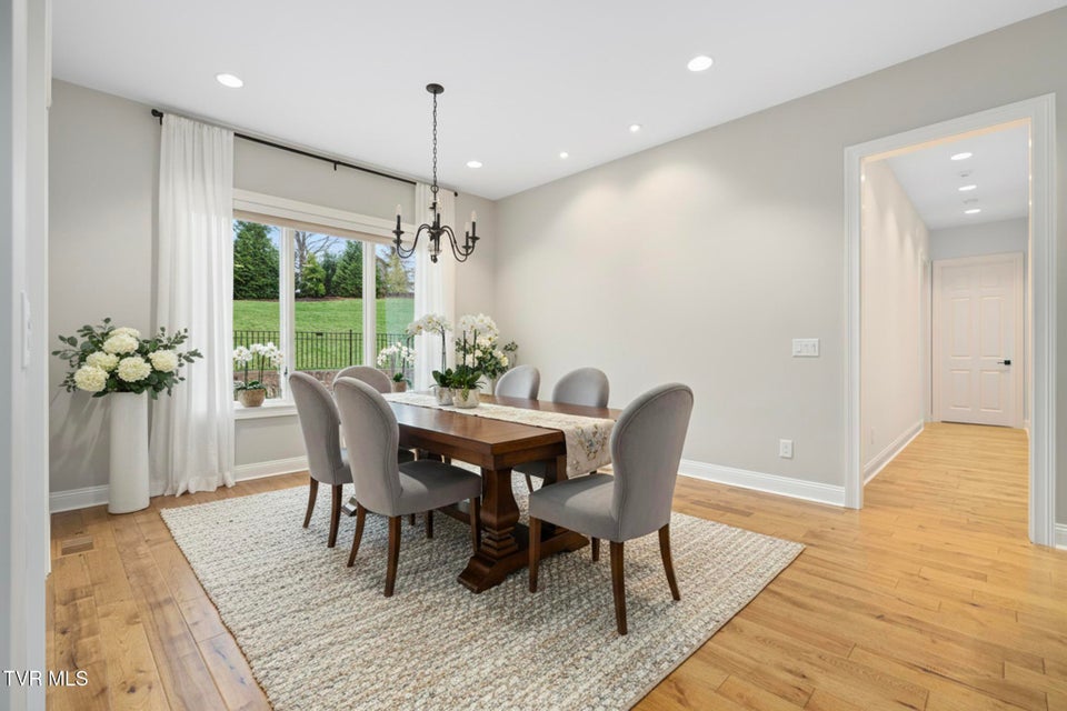 Photo #25: 99 Hayfield Drive