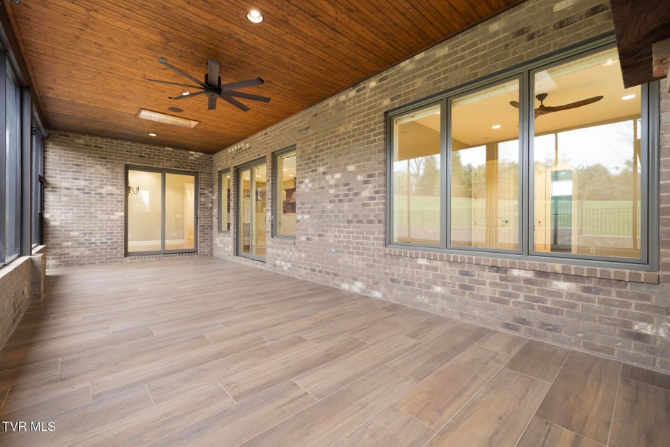 Photo #29: 99 Hayfield Drive