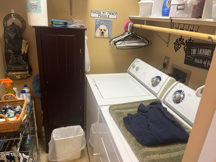 Photo #16: 200 Rock Cliff Avenue