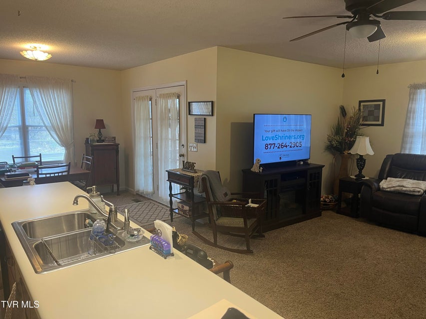 Photo #9: 200 Rock Cliff Avenue