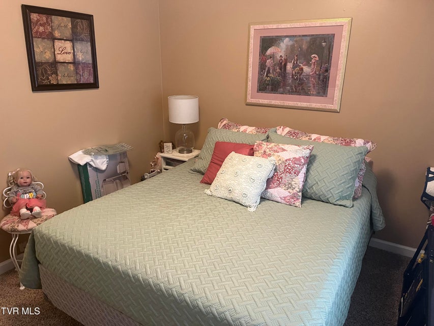 Photo #13: 200 Rock Cliff Avenue