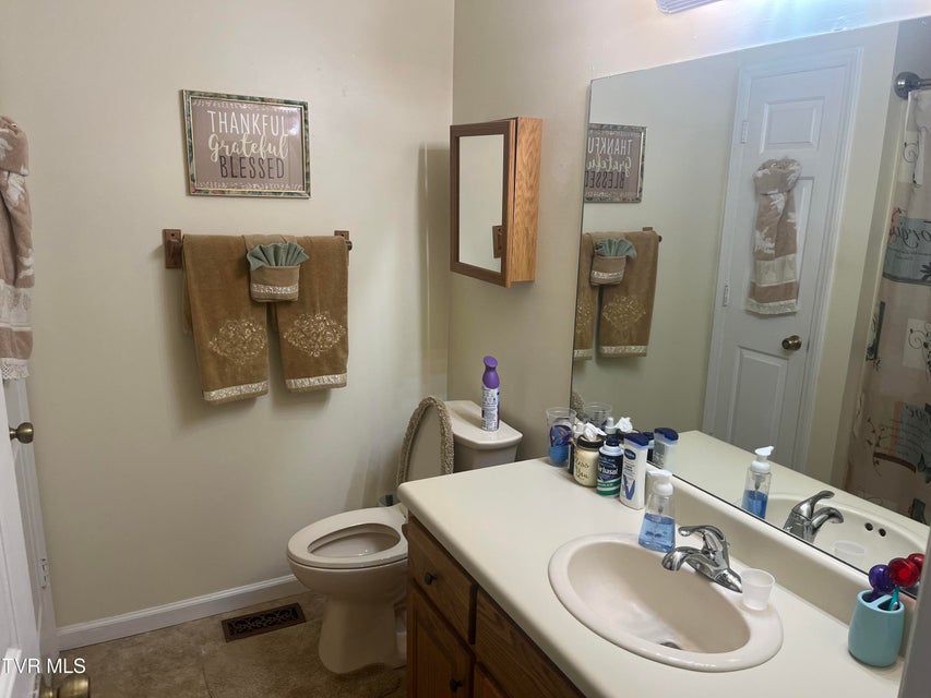 Photo #14: 200 Rock Cliff Avenue