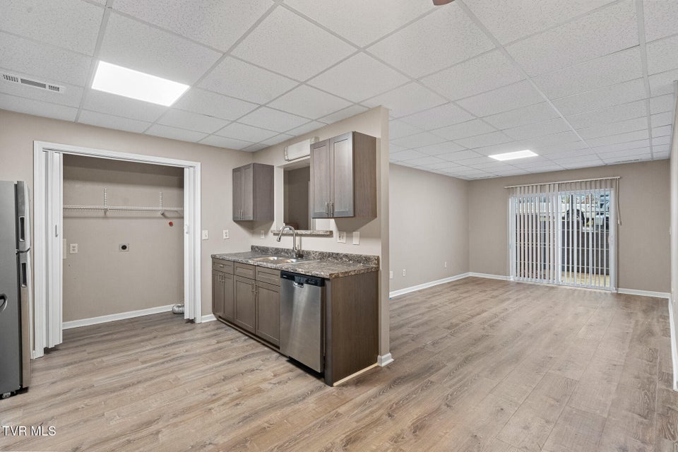 Photo #14: 740 Sunnyside Road