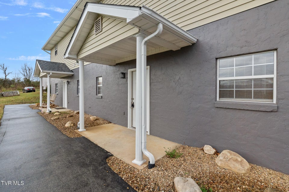 Photo #17: 740 Sunnyside Road