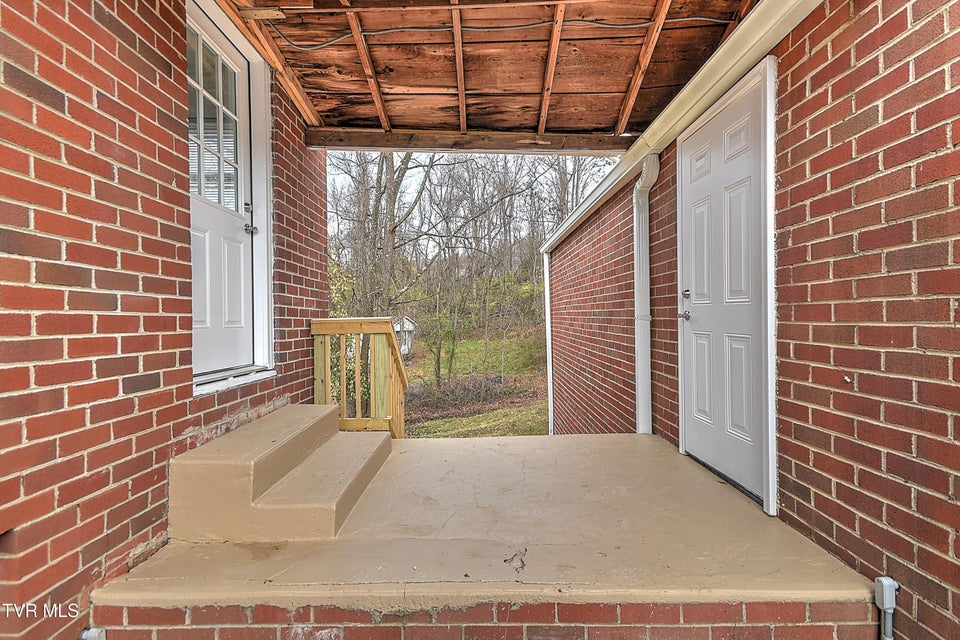 Photo #4: 1463 Southside Road