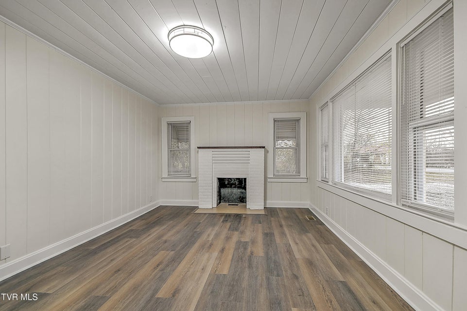 Photo #6: 1463 Southside Road