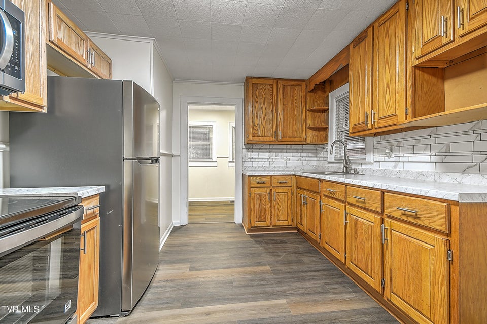 Photo #12: 1463 Southside Road