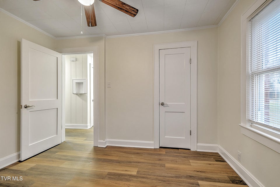 Photo #25: 1463 Southside Road