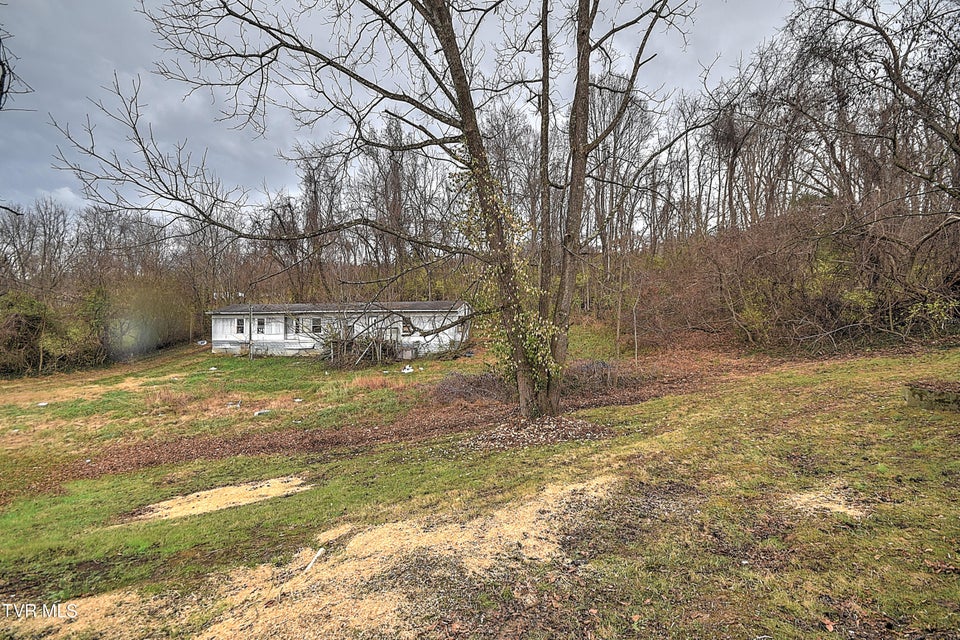 Photo #36: 1463 Southside Road