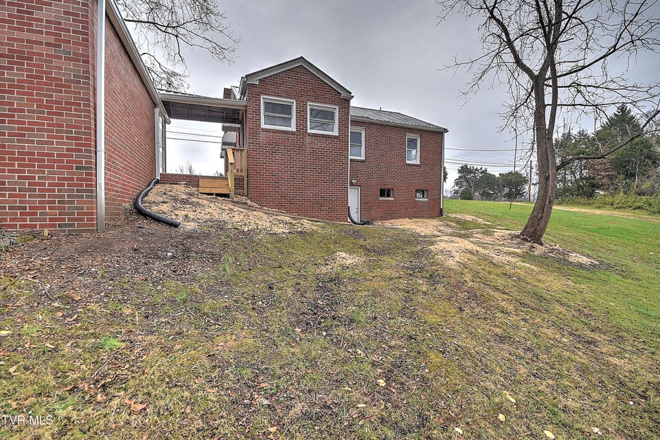 Photo #37: 1463 Southside Road