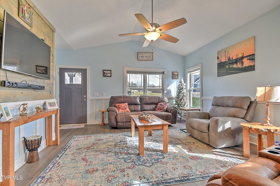 Photo #10: 257 Lake View Estates Drive