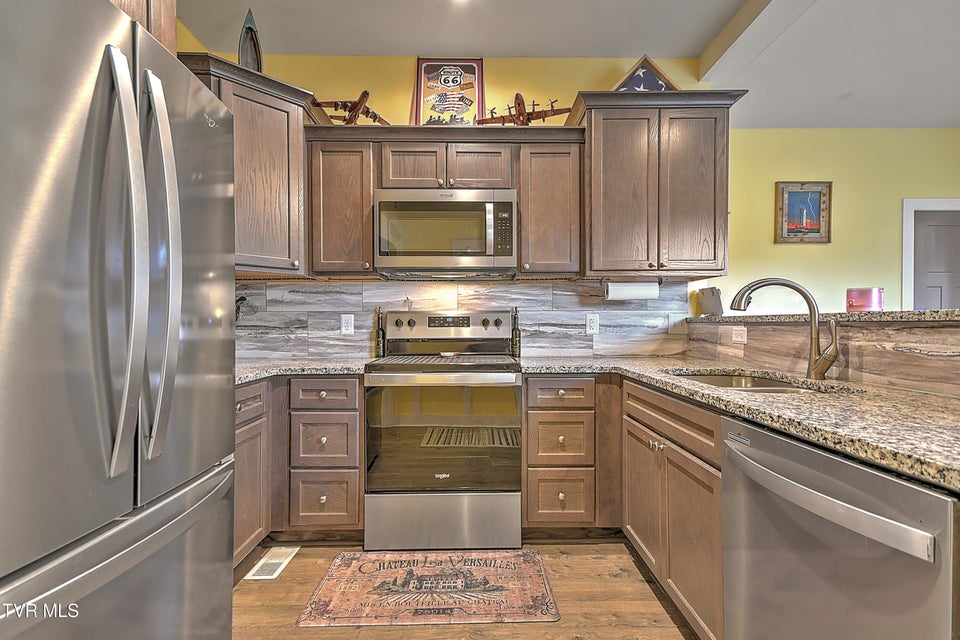 Photo #17: 257 Lake View Estates Drive