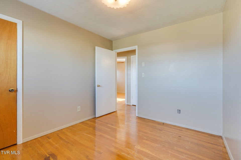 Photo #11: 2907 Indian Ridge Road