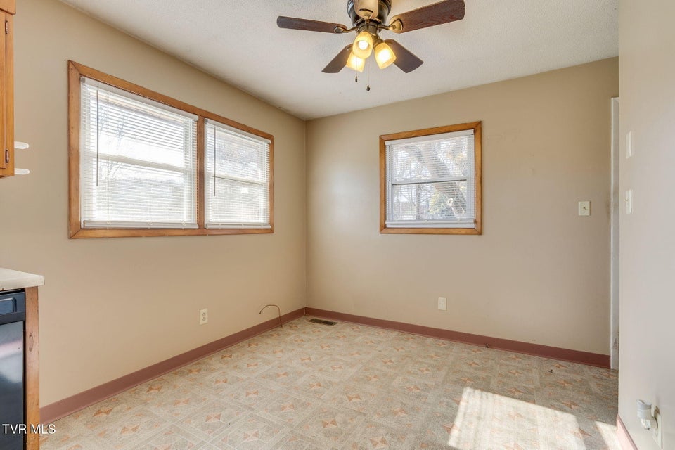 Photo #10: 2907 Indian Ridge Road