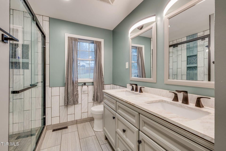 Photo #19: 622 Lazy Lane