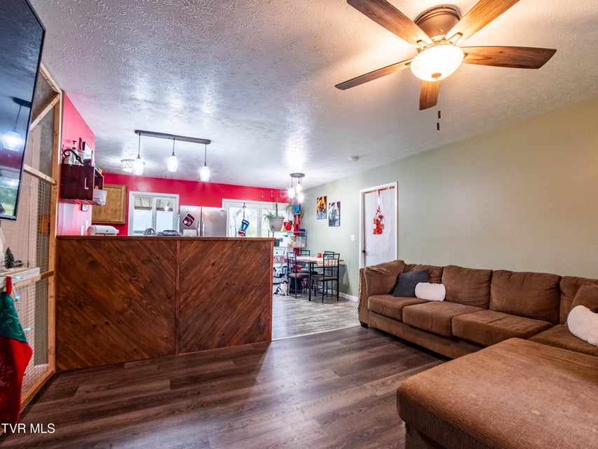 Photo #2: 117 Hidden Valley Drive