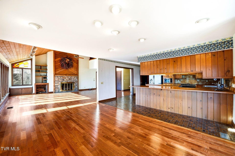 Photo #8: 3524 Celtic Court