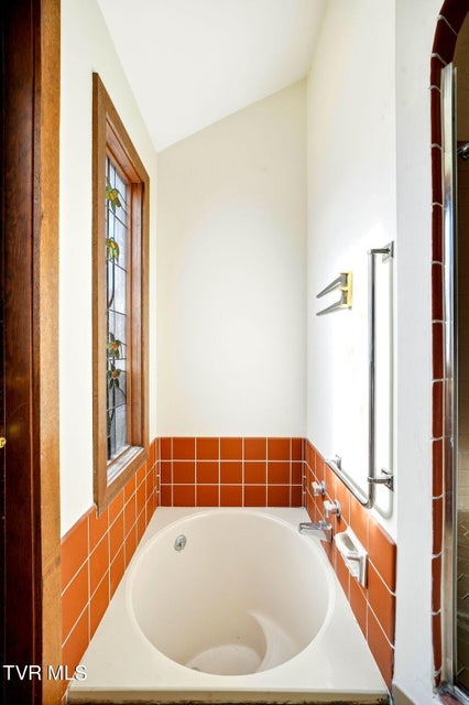 Photo #20: 3524 Celtic Court