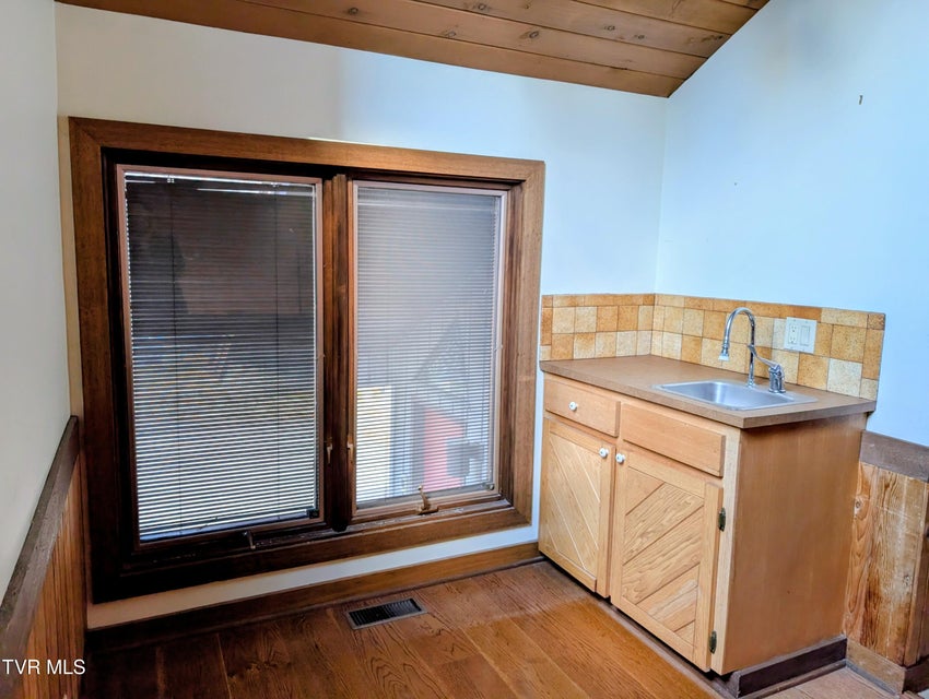 Photo #25: 3524 Celtic Court