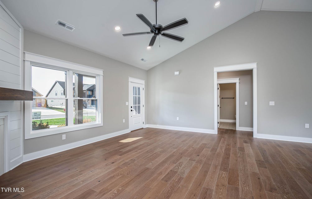 Photo #6: 249 Ruby Rose Ridge