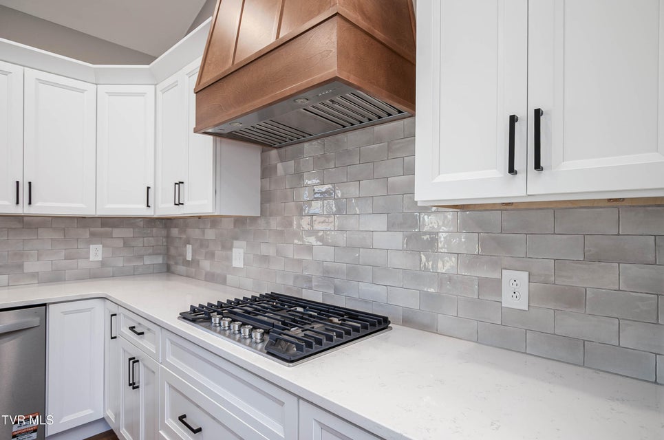 Photo #11: 249 Ruby Rose Ridge