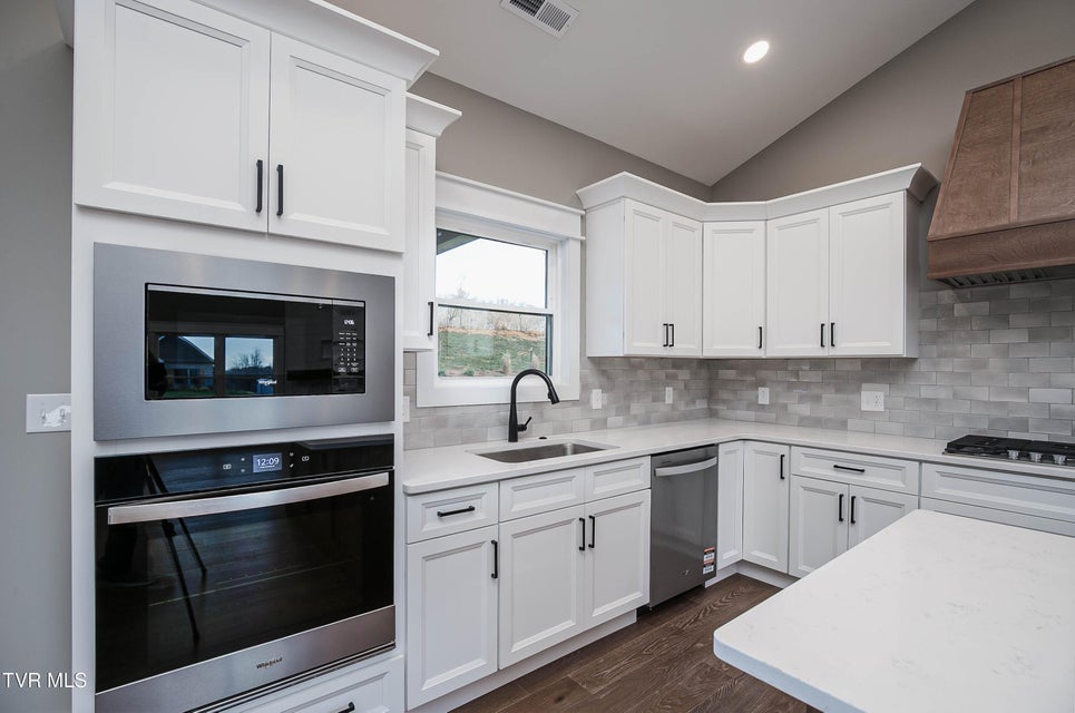 Photo #13: 249 Ruby Rose Ridge