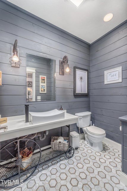 Photo #18: 2011 Mars Hill Road