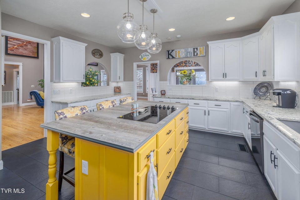 Photo #23: 2011 Mars Hill Road