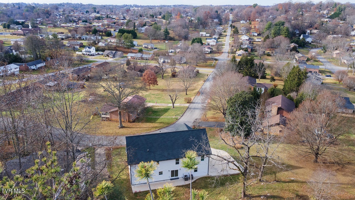 Photo #53: 1111 Vestal Court