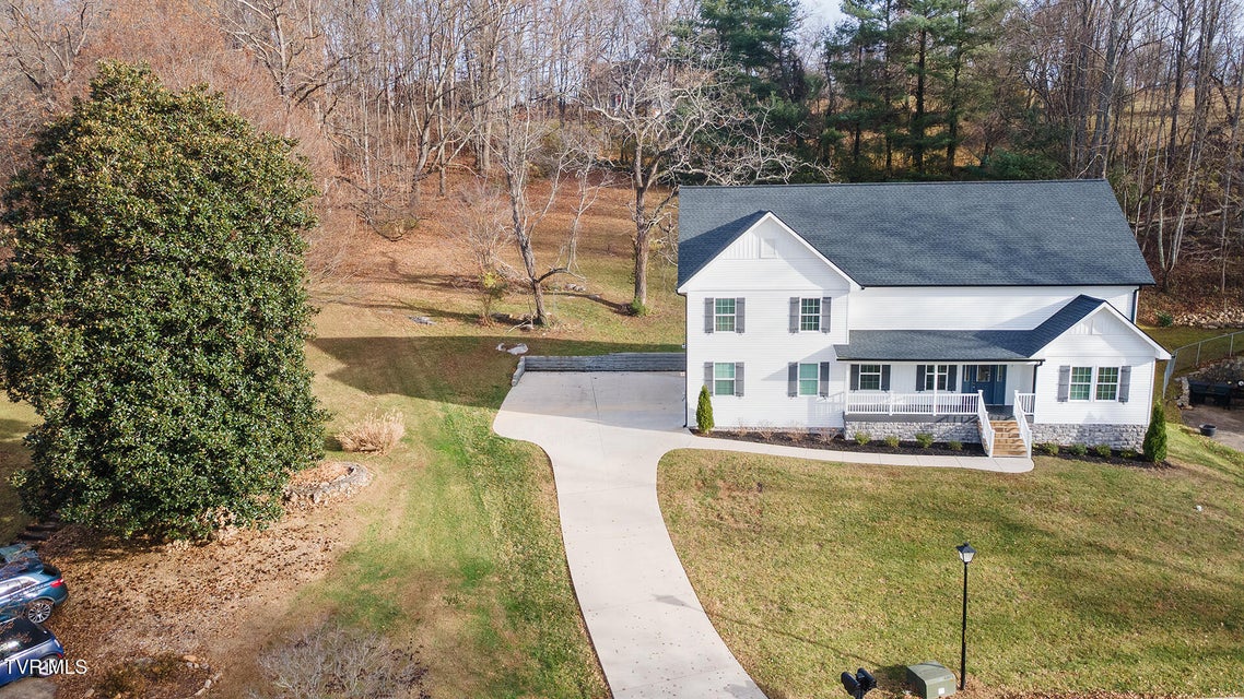 Photo #2: 1111 Vestal Court