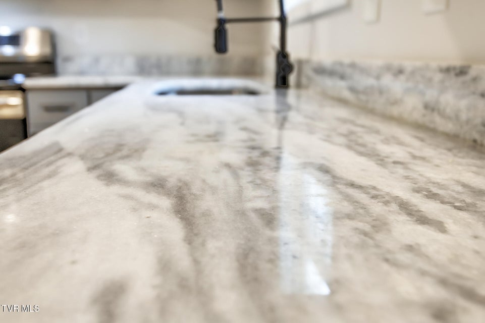 Photo #17: 1111 Vestal Court