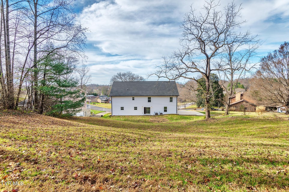 Photo #56: 1111 Vestal Court