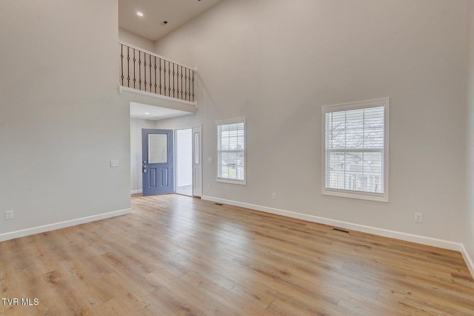 Photo #9: 1111 Vestal Court