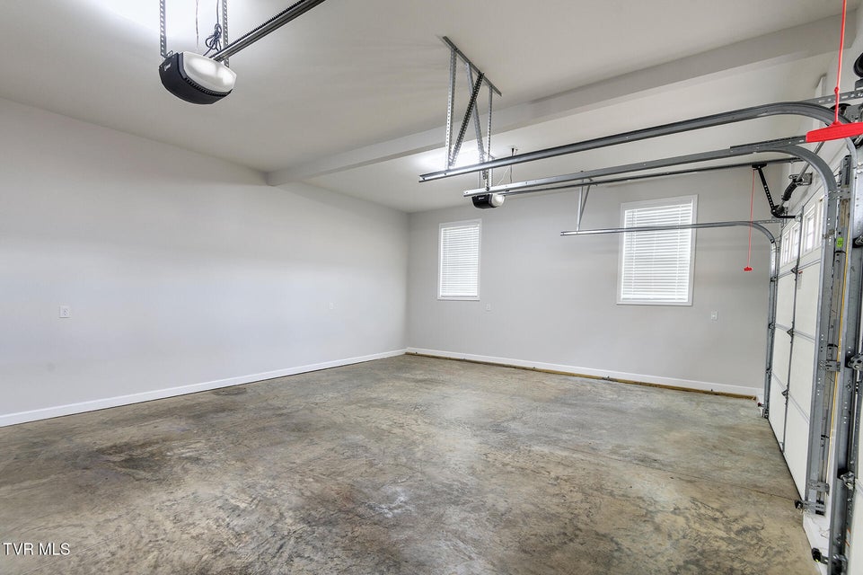 Photo #46: 1111 Vestal Court