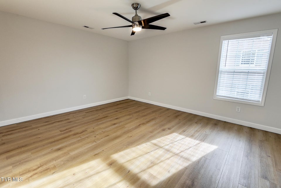 Photo #30: 1111 Vestal Court