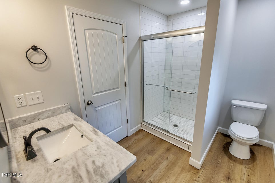 Photo #41: 1111 Vestal Court