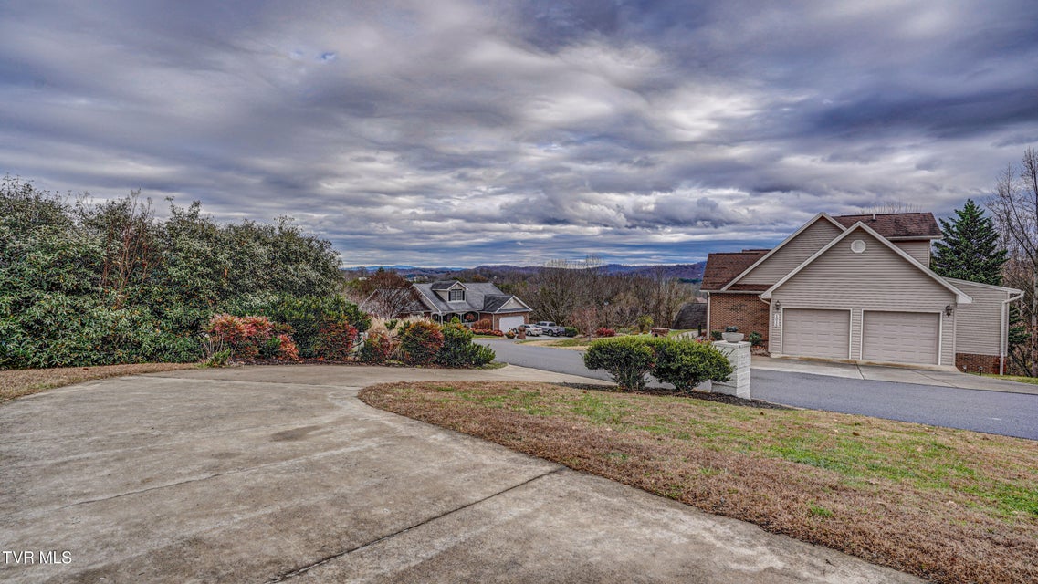 Photo #8: 1018 Laurelwood Drive