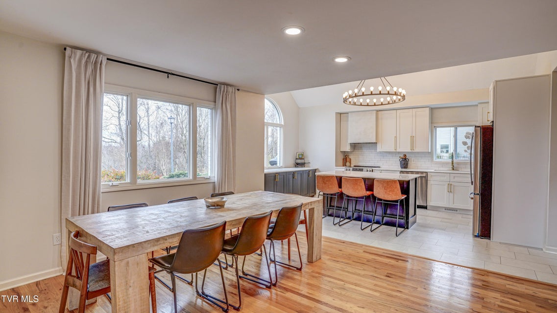 Photo #13: 1018 Laurelwood Drive