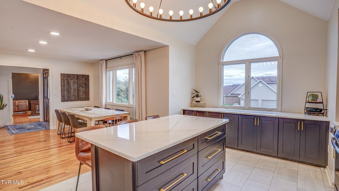 Photo #25: 1018 Laurelwood Drive