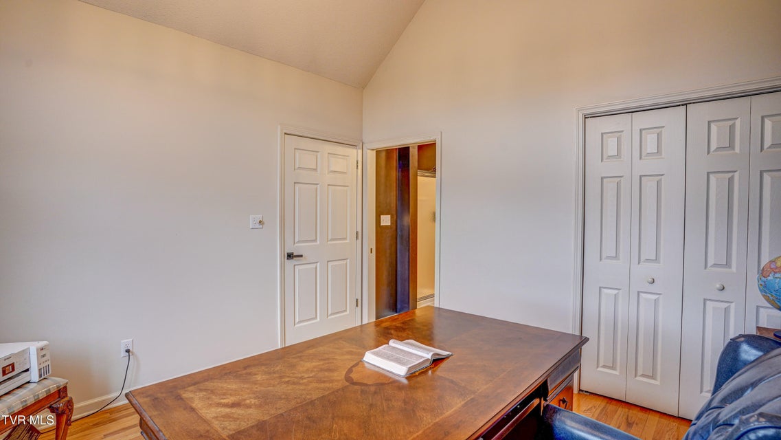 Photo #31: 1018 Laurelwood Drive