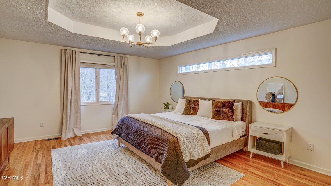 Photo #44: 1018 Laurelwood Drive